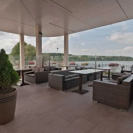 Robinson Club & 4*