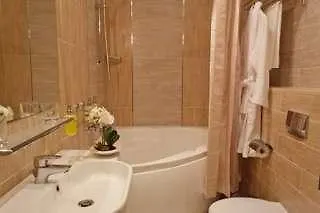 Robinson Club & Hotel 4*