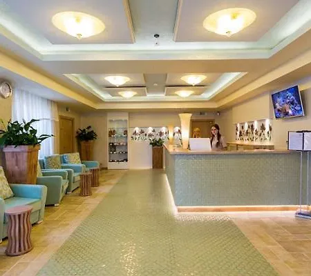 Hotel Robinson Club & 4*